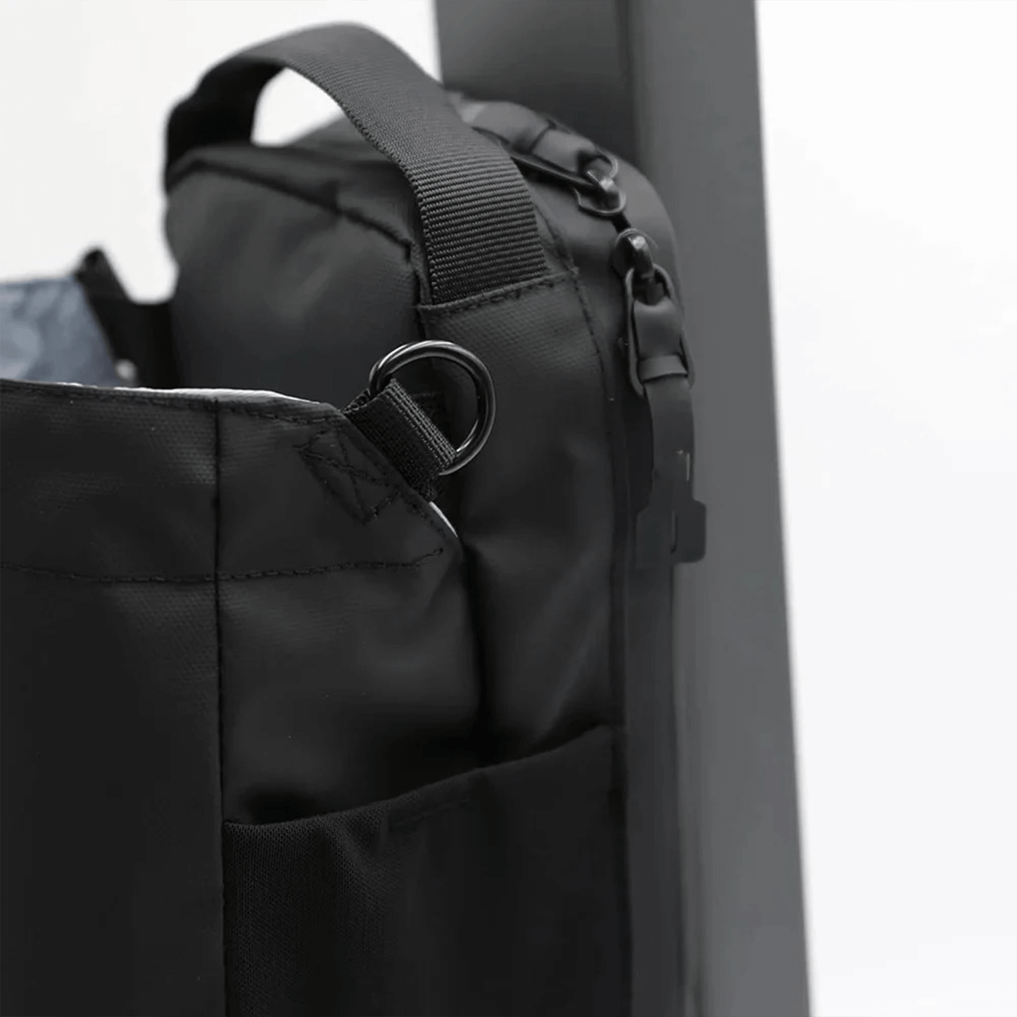 BAGNETIC 2.0 - Sac Magnétique Multifonction avec Porte-Bouteille