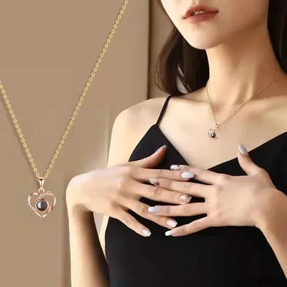 Coffret Cadeau Rose Éternelle & Collier d'Amour - Élégance et Émotion